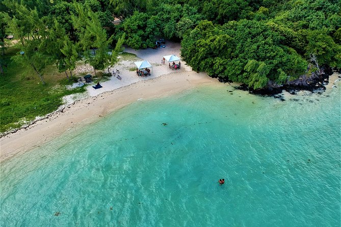 5 Islands Speedboat Cruise incl. Snorkeling in Blue Bay + Lunch at Ile aux Cerfs - Key things to know before booking