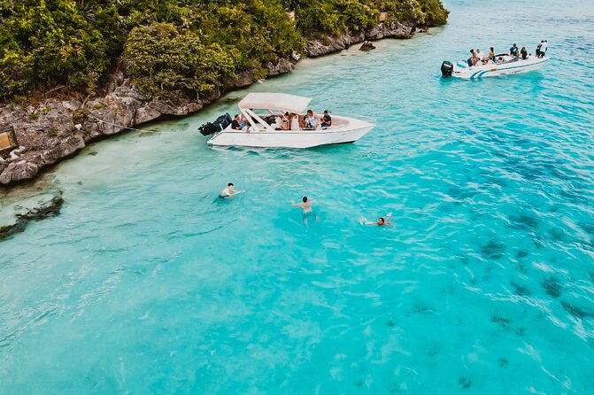 5 Islands Speedboat Cruise incl. Snorkeling in Blue Bay + Lunch at Ile aux Cerfs - Lunch, drinks, and the pace of the day
