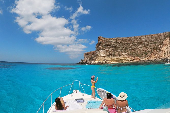7 hours Boat trip to Lampedusa lunch, SUP and Snorkeling - Why a full day on Lampedusa’s water makes sense