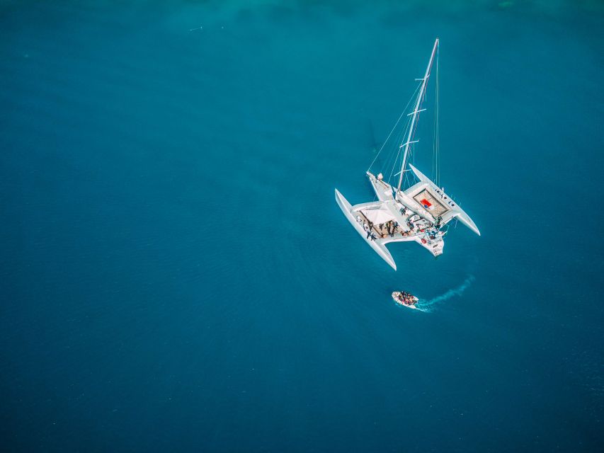 Airlie Beach: 2-Day Whitsunday Islands Sailing Snorkel Tour - Timing, weather, and the real return time