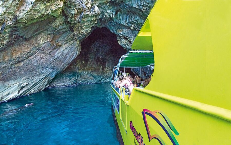 Alcudia: Caves & Coastline Boat Trip w/ Snorkelling - A fast start from Puerto de Alcúdia