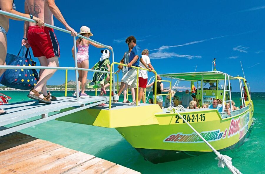 Alcudia: Caves & Coastline Boat Trip w/ Snorkelling - Who should book this boat trip?