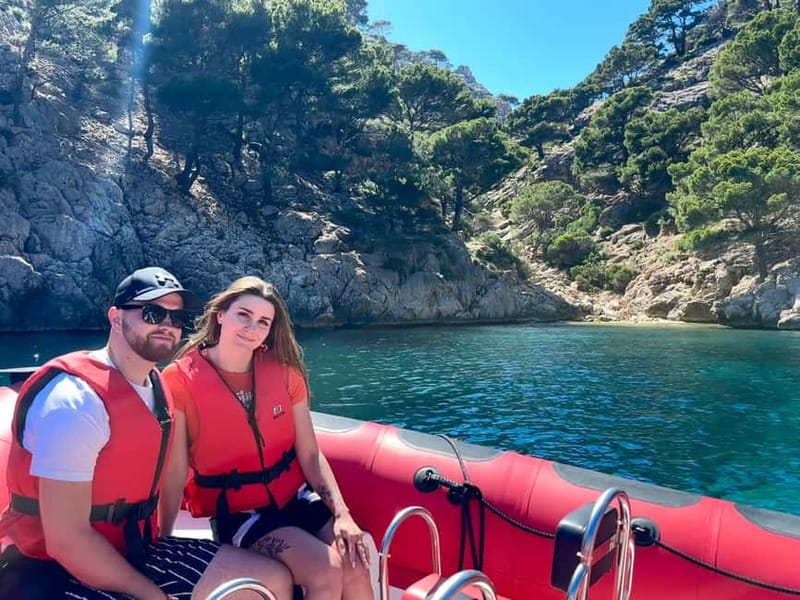 Alcudia: Sightseeing, Sea Caves & Snorkel Speedboat Tour - Practical tips for a better ride