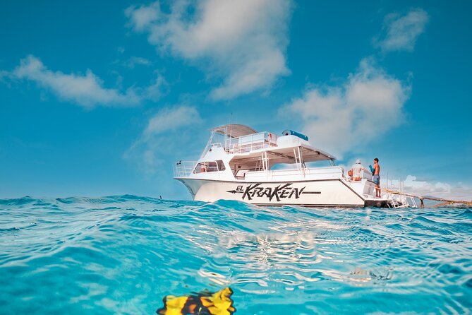 All Inclusive Snorkel and Slide Boat Tour: Icacos or Vieques - Lunch, rum drinks, and the onboard break