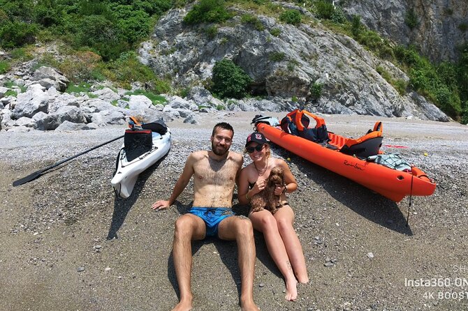 Amalfi Coast Kayak & Snorkeling Tour to the Pandora's Cave - An hour at Dead Horse Beach