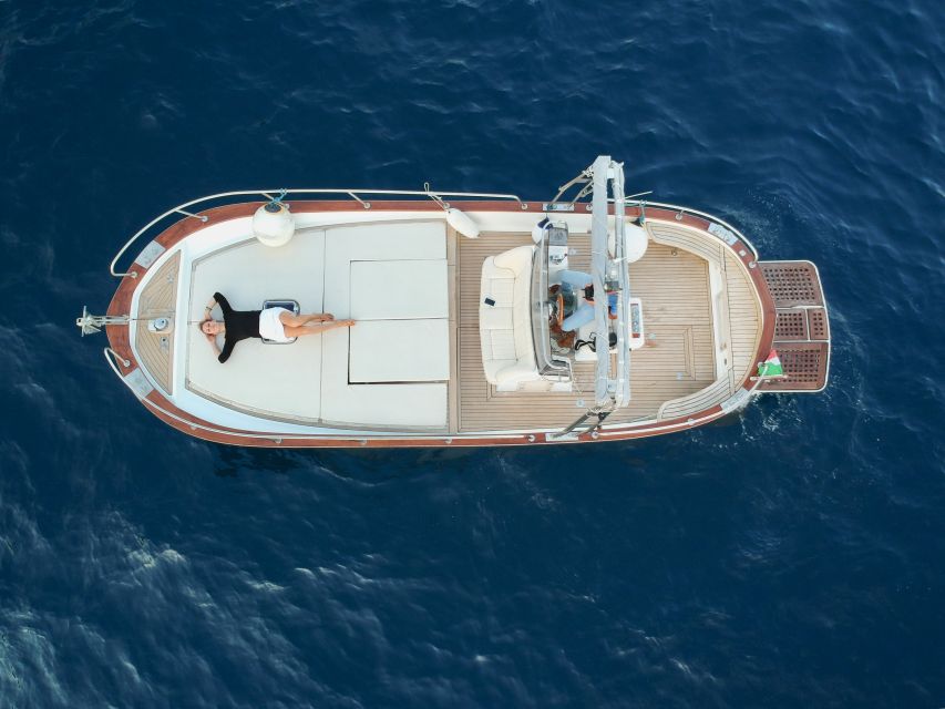 Amalfi Coast: Private Boat Trip with Prosecco and Snorkeling - The Emerald Grotto and its extra ticket