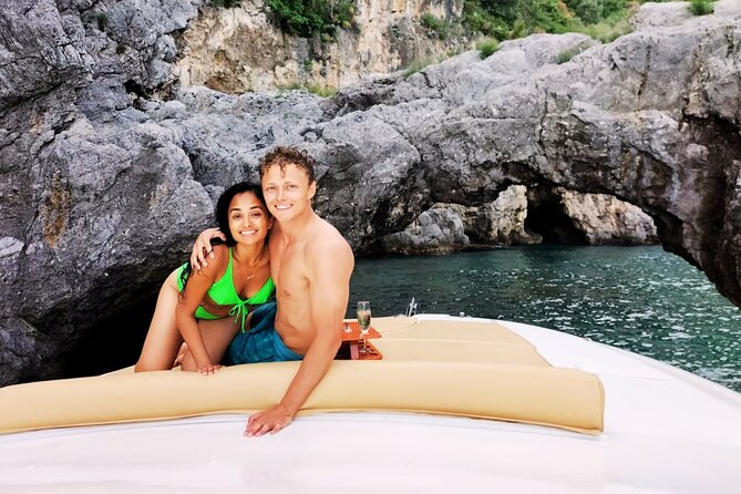 Amalfi Coast Snorkeling and Limoncello Tasting: 4h Boat Tour - Snorkeling, prosecco, and the limoncello finish