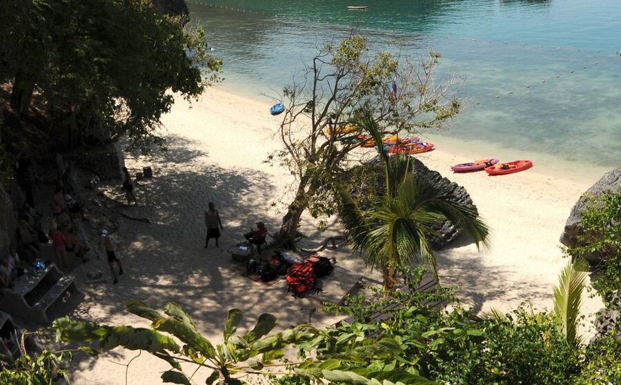 Ang Thong: Marine Park Full-Day Kayaking & Snorkeling Tour - Koh Tai Plao, where kayaking gets interesting