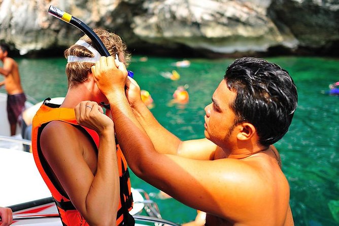 Angthong National Marine Park by Speed Boat with Snorkeling & Kayaking - Fitness, clothing, and useful packing advice