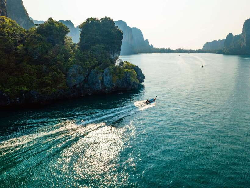 Ao Nang: Island-Hopping Snorkel Tour w/ Amazing Hong Island - Lading Island: lunch beside rock walls and caves
