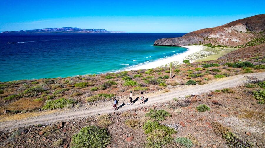 Balandra Adventure: Hike, Kayak, and Snorkel - The 2.5-hour walk toward Tecolote