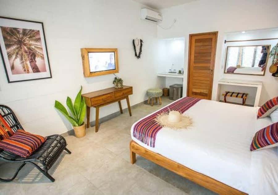 Bali: 3-Day Private Gili Islands Snorkel Tour with Hotel - What the transport really feels like