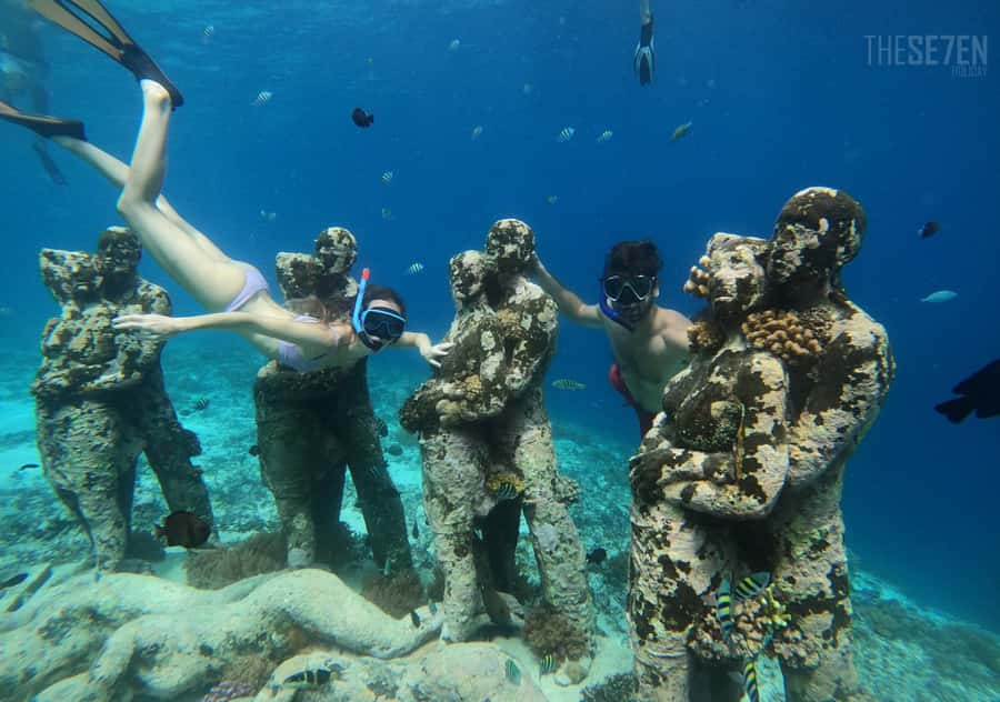 Bali: 3-Day Private Gili Islands Snorkel Tour with Hotel - Day 1: fast boat views and a Trawangan sunset