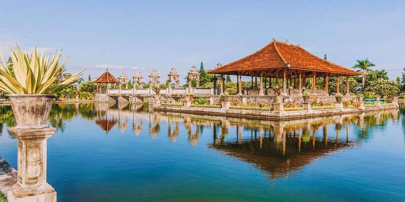 Bali: Blue Lagoon Snorkeling and Tanjung Jepun Private Tour - What to expect at Virgin Beach