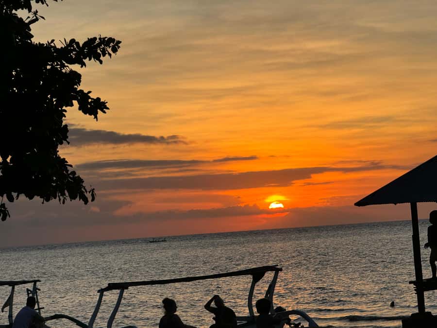 Bali: Lovina Sunset Tour with Snorkeling Experience - Should you book the Lovina sunset tour?