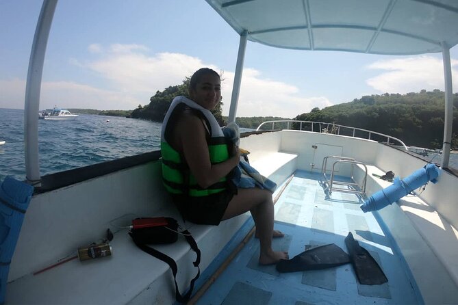 Bali Nusa Penida and Private Snorkeling (Manta Bay, Gamat, Wall) - Lunch, equipment, and physical demands