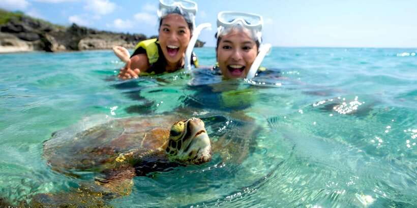 Bali: Snorkeling on 2 spots with Lunch and Transport - The beachside lunch at Blue Lagoon