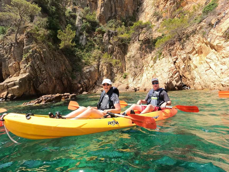 Barcelona: Costa Brava Kayaking & Snorkeling Tour with Lunch - Three hours of free time: a benefit or a slow finish?