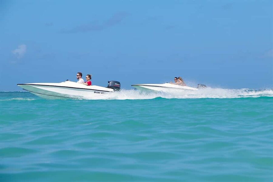 Bávaro: Speed Boat and Snorkeling Trip - A Speedboat Ride Made for Active Beach Days
