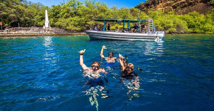 Big Island: Kona Half-Day Boat Tour with Snorkeling & Lunch - A half-day on the Kona Coast