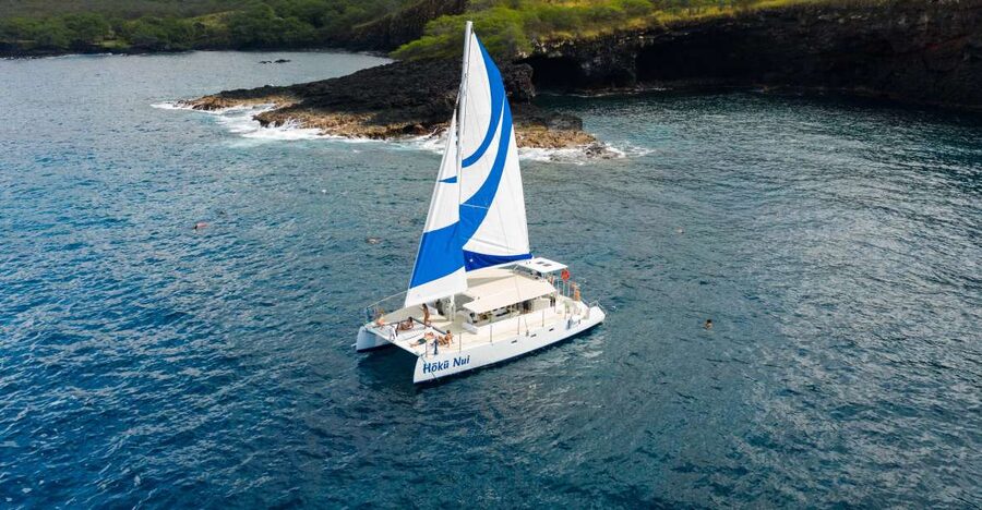 Big Island: Morning Snorkel Sail to Captain Cook's Monument - Why Kealakekua Bay is the main event