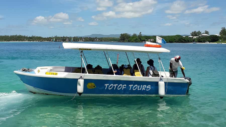 Blue Bay: Half-Day Snorkeling Trip with Creole Picnic Lunch - Blue Bay Marine Park in a half-day