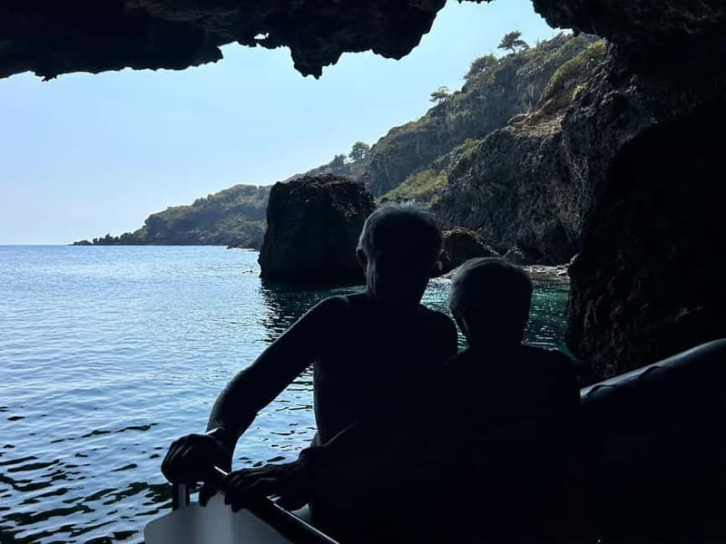 Boat Tour: Island hopping by dinghy with cave visits and snorkeling - Who should book this boat trip?