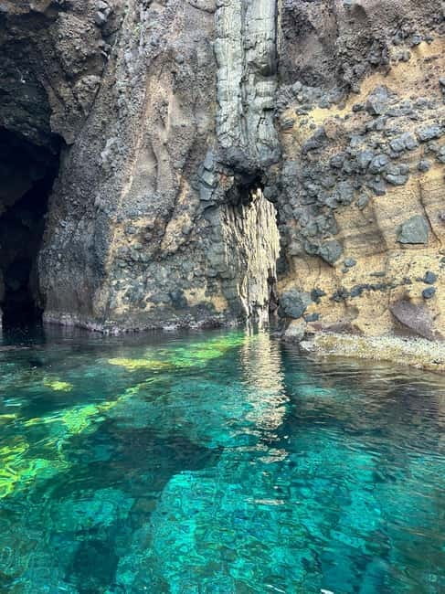 Boat Tour: Island hopping by dinghy with cave visits and snorkeling - Is $35 a good price?