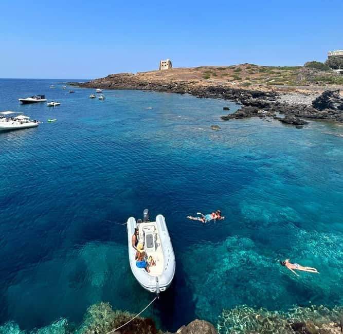 Boat Tour: Island hopping by dinghy with cave visits and snorkeling - What happens during the 2.5-hour route
