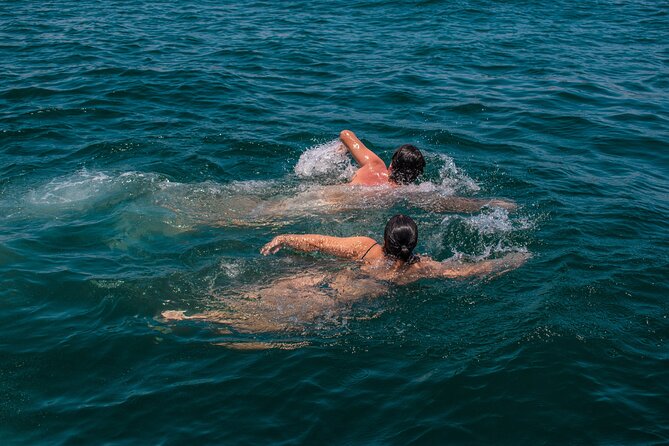 Boat Tour Snorkeling Tour with Guide, Drinks and Fruit - The El Arco photo stop