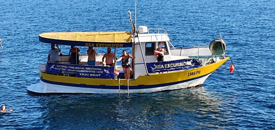 Boat Trip – Coastal Tour from Fažana to Pula and snorkelling - Possible extras, including a shipwreck stop