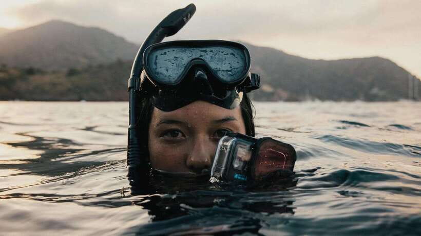 Bohol: Guided Sardine Reef Snorkeling Experience - How the small-group format affects the visit