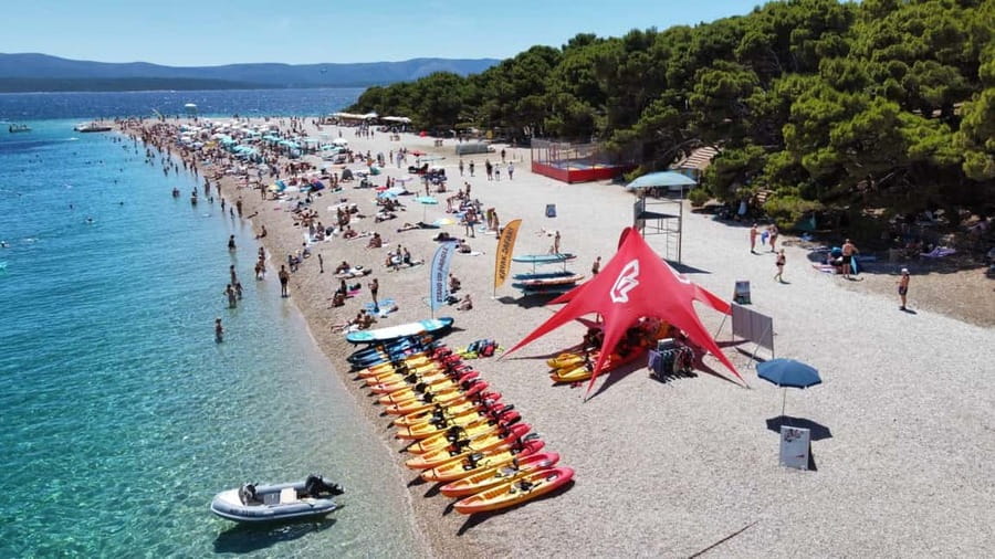 Bol: Zlatni Rat Beach Kayak Tour with Snorkeling - Paddling along the coast for 4 to 6 kilometers