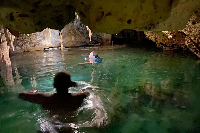 Bonaire CaveTour Climb, Snorkel & Explore the Hidden Gems - The dry cave: heat, rock formations, and careful climbing