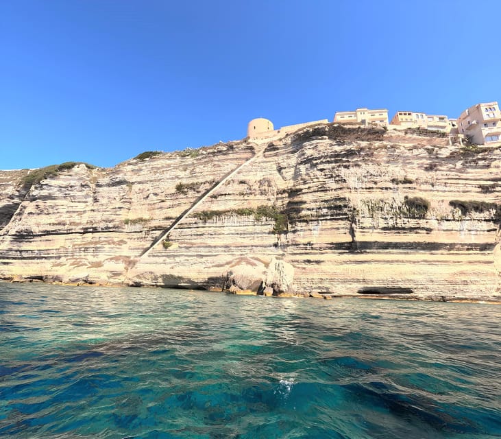 Bonifacio: croisière guidée et snorkelling aux îles lavezzi - Final call: book it for the sea time