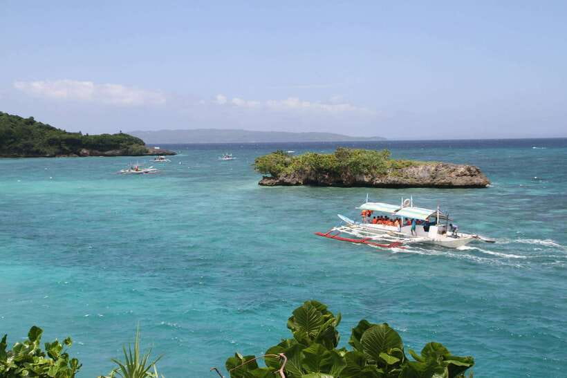 Boracay: Private Island Hopping & Snorkeling Tour - Balinghai Beach and the short scenic passage