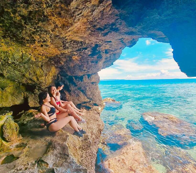 Boracay: Private Island Hopping & Snorkeling Tour - What the $99 price really buys you