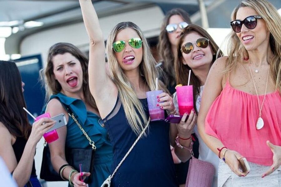 Cabo Boat Tour: Drinks, Lunch, Snorkeling, Dancing, and Transport - Is $250 a good value?