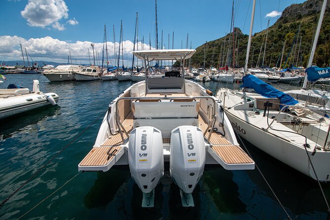 Cagliari 3 Hours Luxury Motorboat Tour - Wine and Snorkeling - Local wine and what to bring