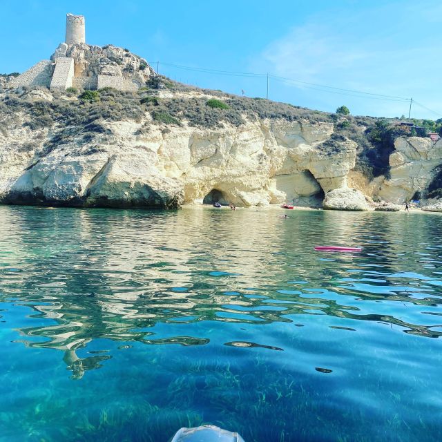 Cagliari: tour con 5 soste snorkeling e aperitivo - Giorgio’s guiding style and language considerations