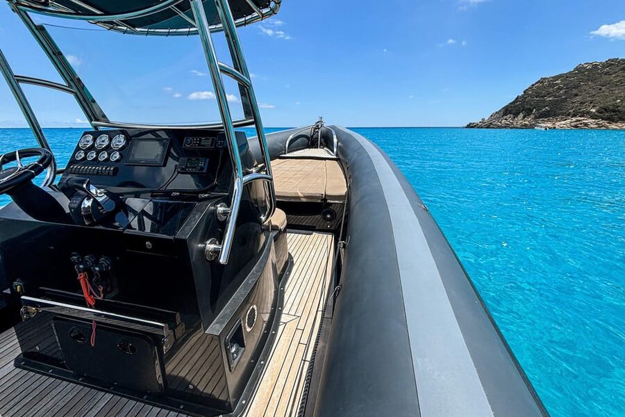 Cagliari: Zodiac Boat Tour, 3-4 SwimStops, Wine & Snorkeling - Cala Fighera and the appeal of three coves
