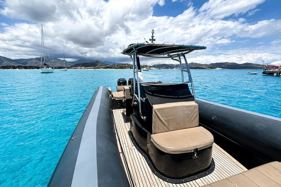 Cagliari: Zodiac Boat Tour, 3-4 SwimStops, Wine & Snorkeling - Wine, music, and the mood on board