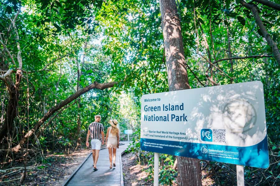 Cairns: Green Island, Snorkelling and Glass-Bottom Boat - Pool, lunch, and facilities make this more than a snorkel trip