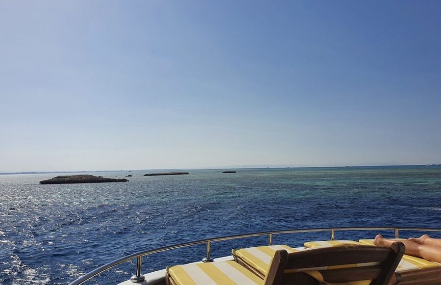 Cairo to Red Sea: VIP Yacht Cruise, Snorkeling & Lunch - Lunch after the water time