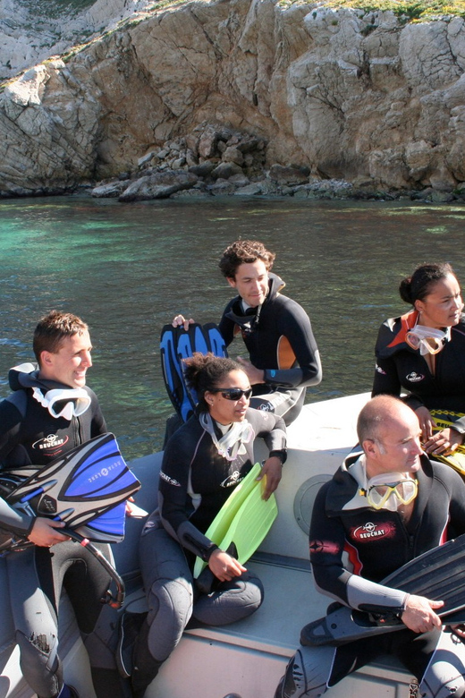 Calanques National Park Snorkel and Scuba Dive - Snorkeling first, with room to get comfortable