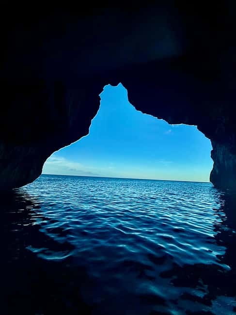 Can Picafort: 2-Hour Boat Tour with Snorkeling & Sea Caves - What the captain’s personal service adds