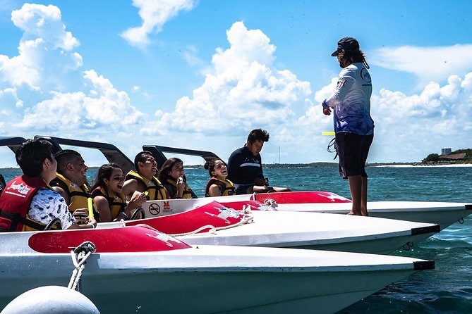 Cancun speedboat and snorkel tour: shared speedboat - My take on the guides and instruction
