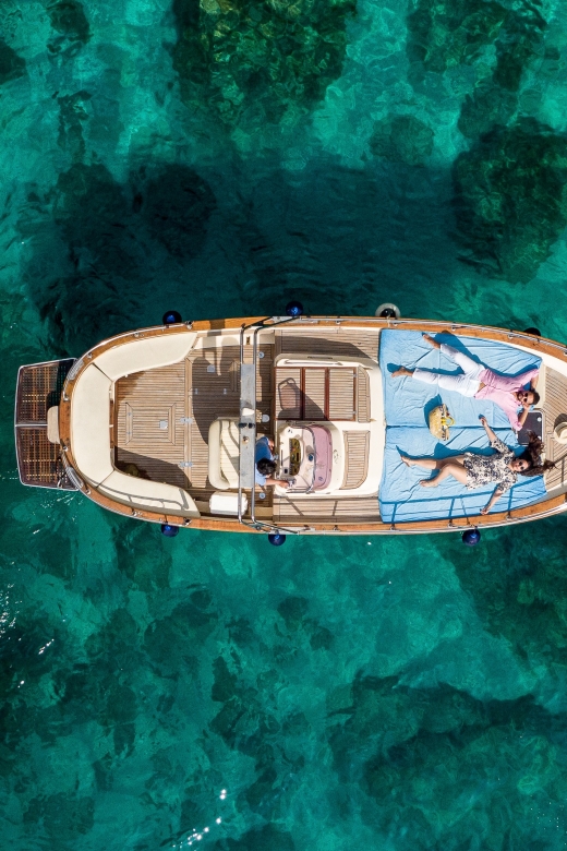Capri: Half-Day Private Customizable Cruise with Snorkeling - Choosing your route around Capri or toward Sorrento