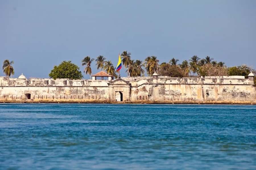Cartagena: 5 Islands Premium Tour with Lunch and Snorkeling - Five things to know before you book