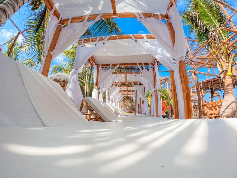 Cartagena: Rosario Islands Day Tour with Snorkel & Lunch - Tierra Bomba and the final panoramic view